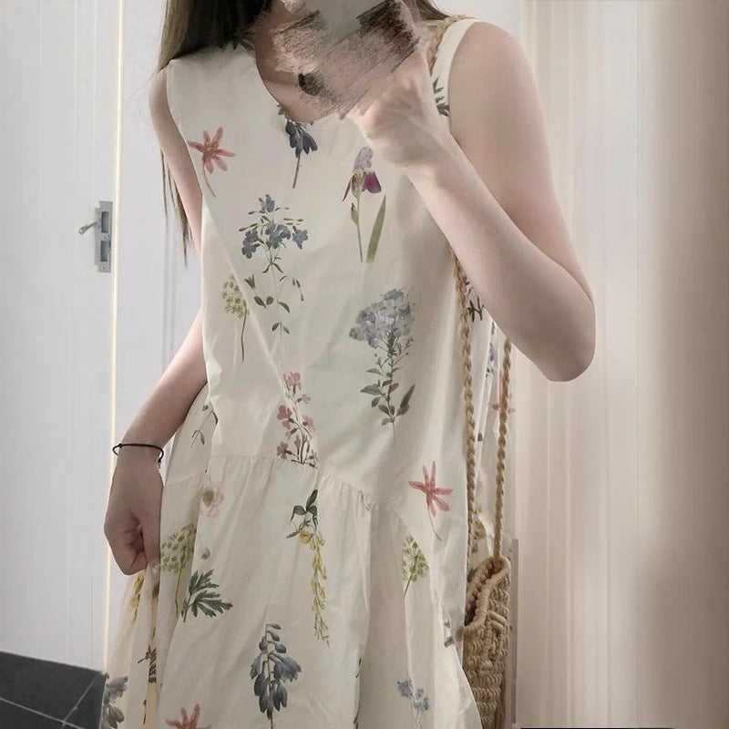 Forest-style retro floral print vest dress for women, loose fit and slimming summer dress